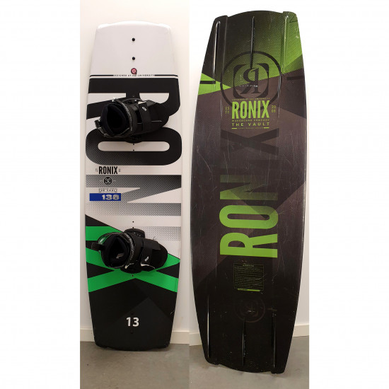 Ronix Vault Boat board with boot used Ronix Vault Boat board with boot used