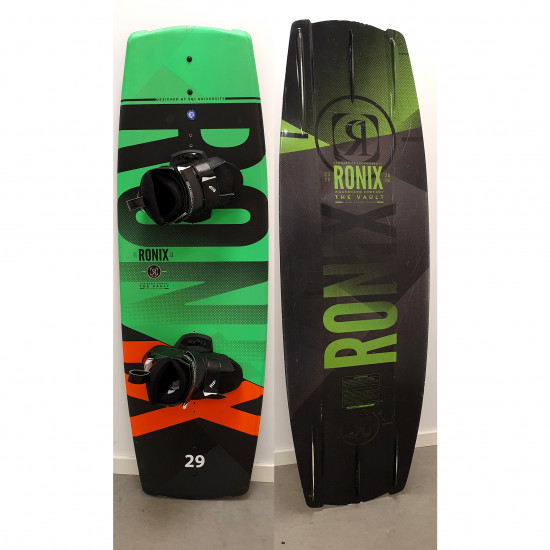 Ronix Vault Boat board with boot used Ronix Vault Boat board with boot used