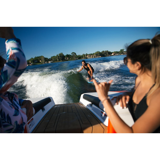 Super Air Nautique 210 Super Air Nautique 210
